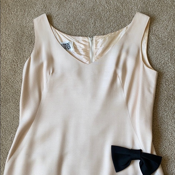 Dress - Picture 3 of 5